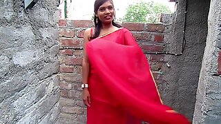 Heißester Bhabhi Sari in einem sexy Stil, rote Farbe Saree Act