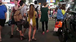 Taylandlı Kızlar Yabancılara Yaklaşıyor mu?!
